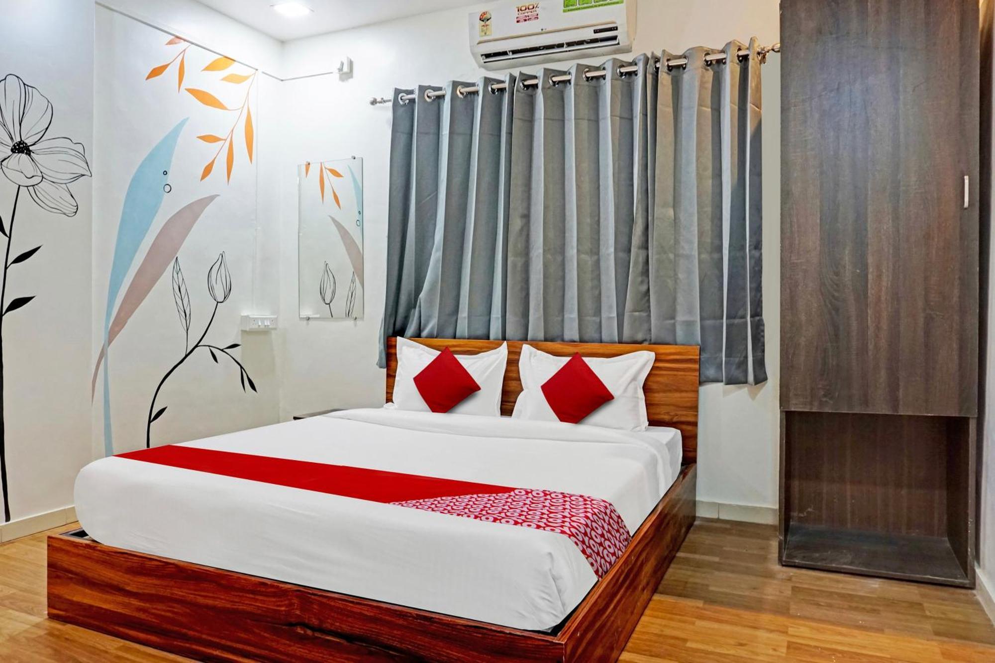 Super Hotel O Aru Sai Pune Extérieur photo