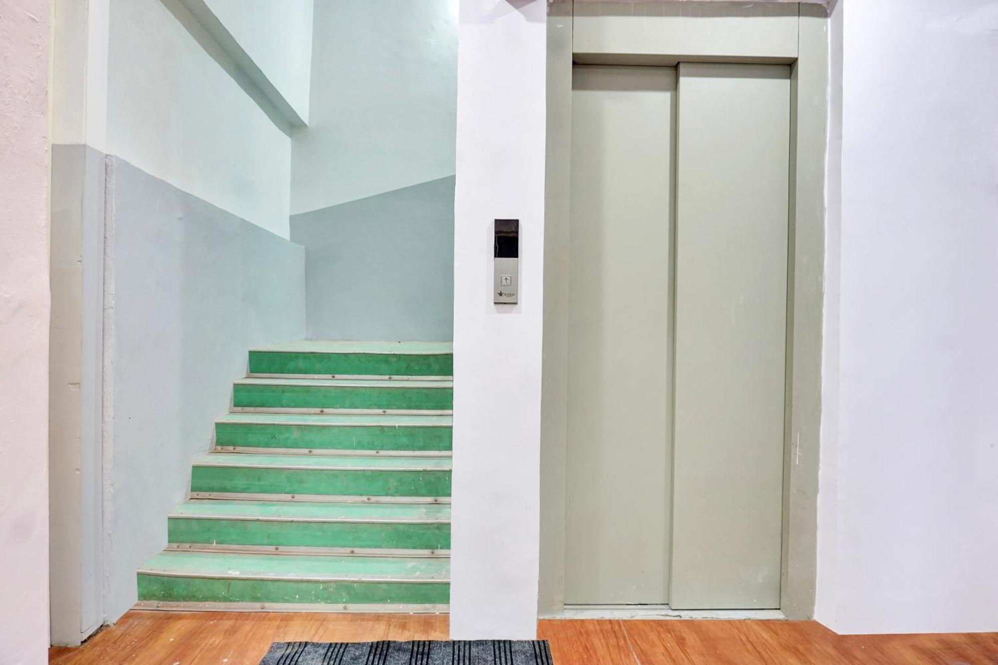 Super Hotel O Aru Sai Pune Extérieur photo