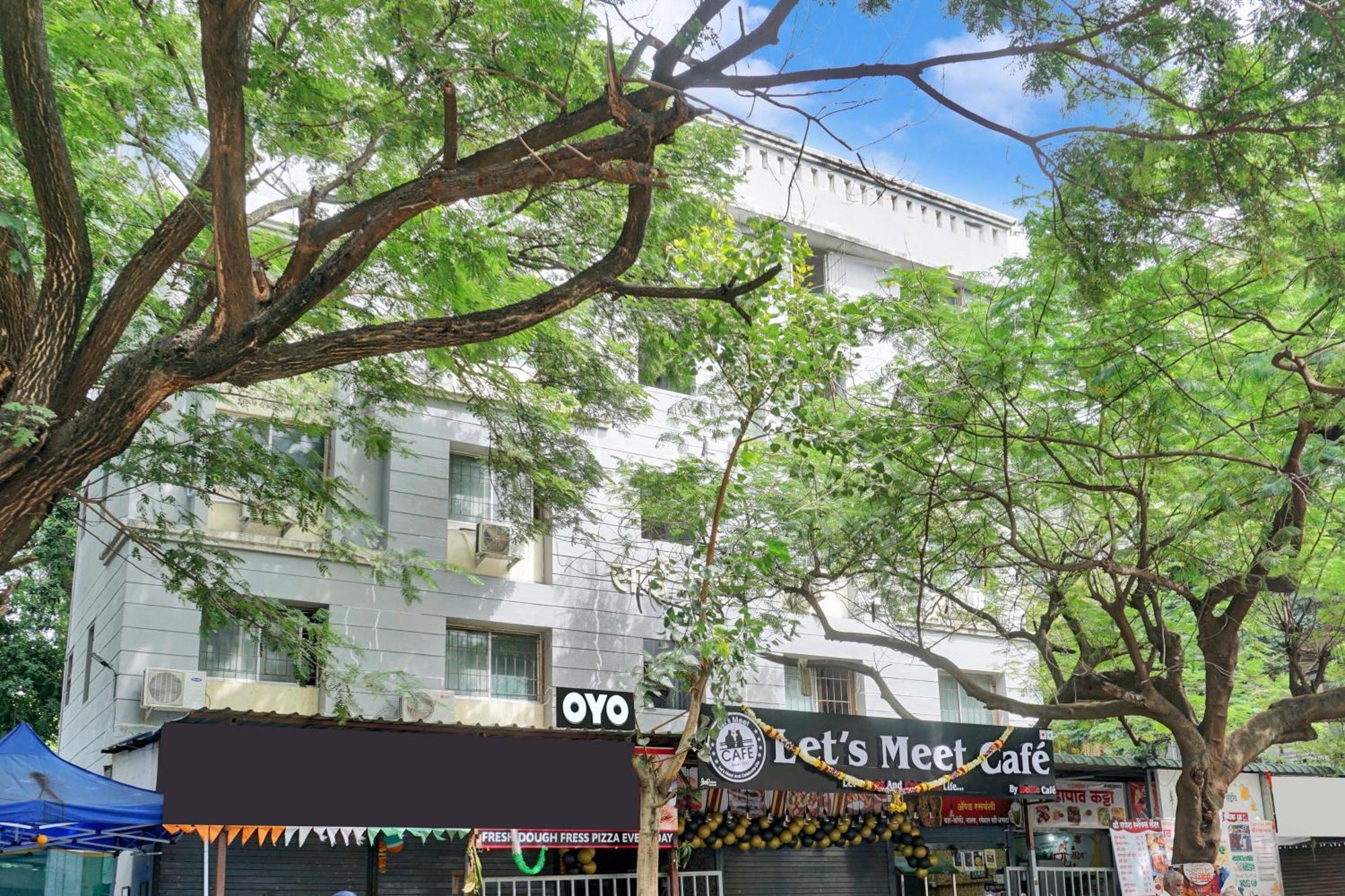 Super Hotel O Aru Sai Pune Extérieur photo