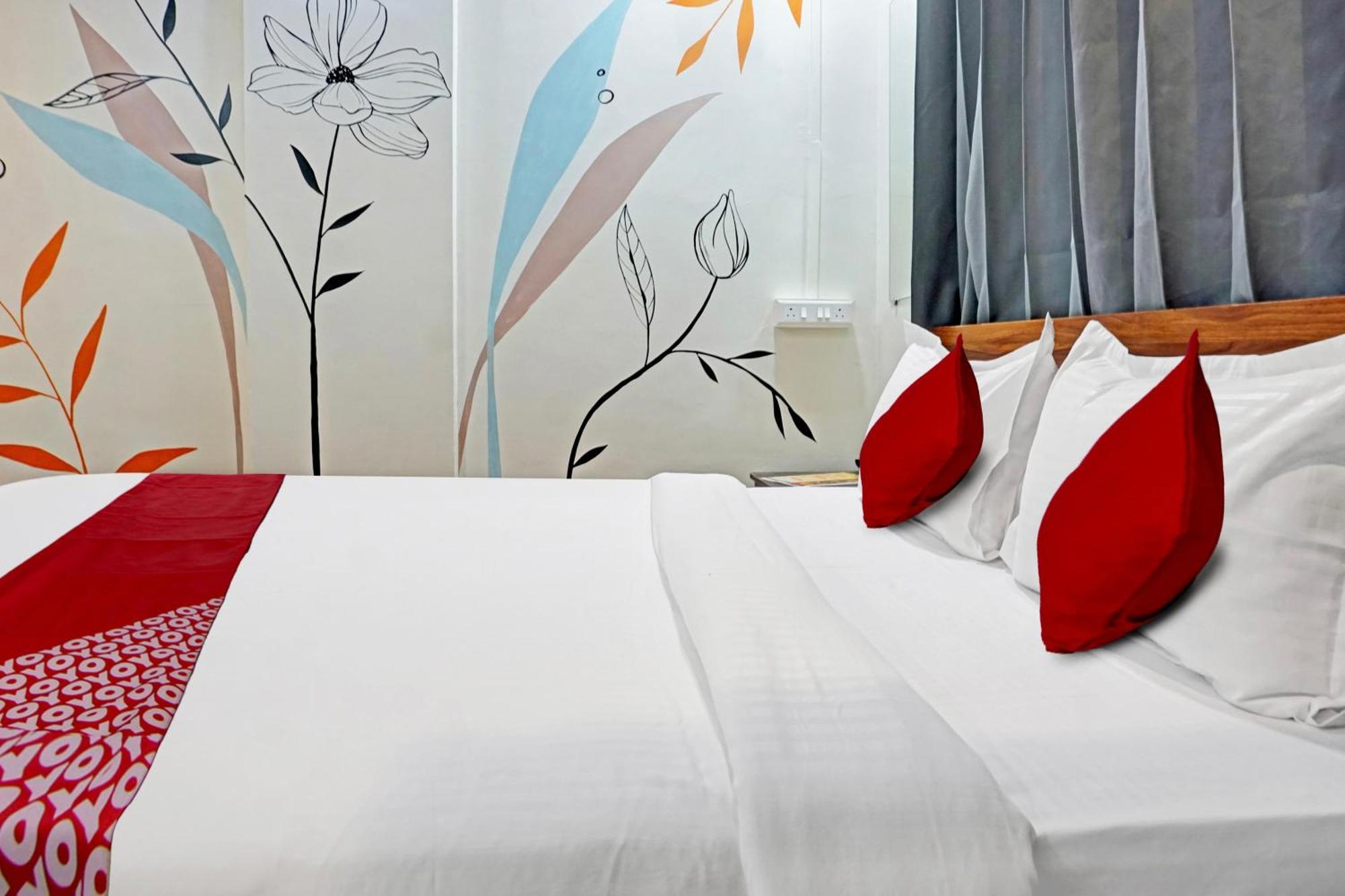 Super Hotel O Aru Sai Pune Extérieur photo